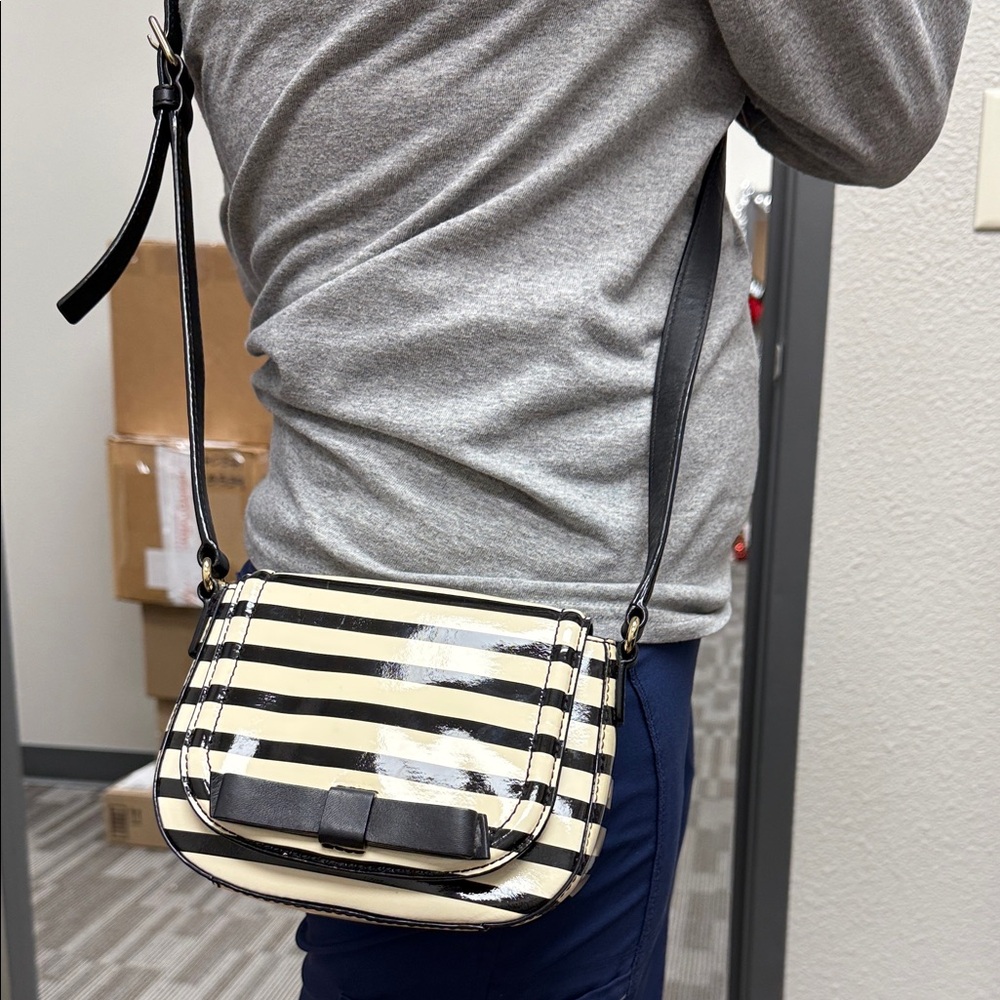 Kate Spade Black and Cream Striped Patent Leather Crossbody Bag - Picture 8 of 11